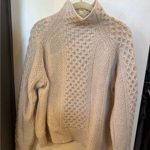 Vince Soft Knit Cashmere and Wool Sweater in Cream
